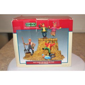 Lemax Village - Haystack Holiday